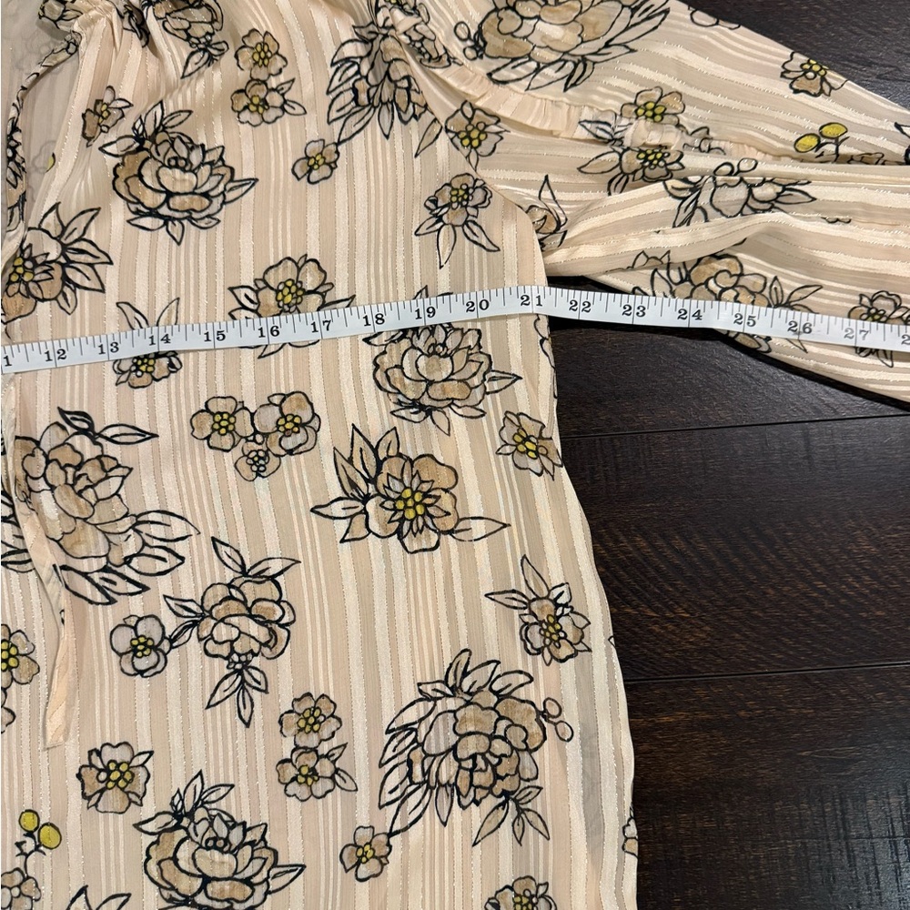 Ann Taylor Pink Floral Blouse - Picture 6 of 10